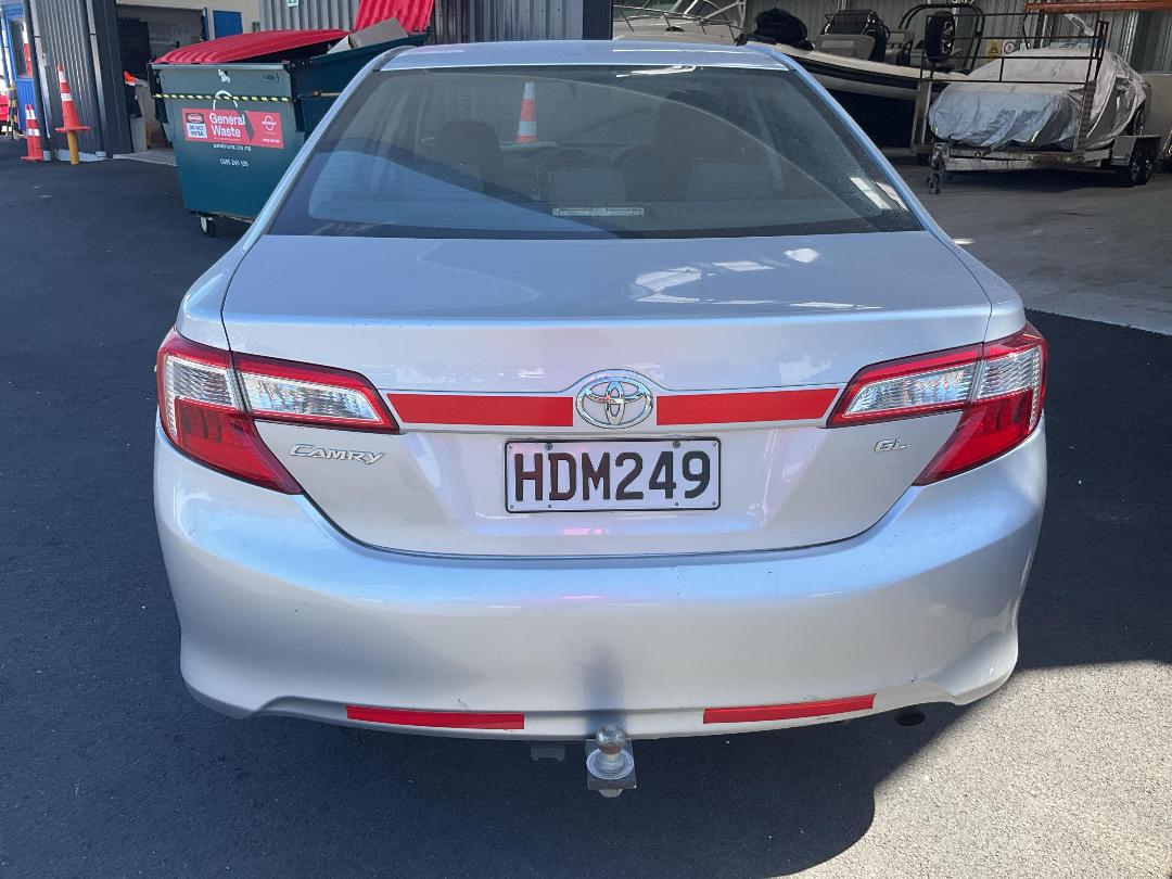 Photo '8' of Toyota Camry GL