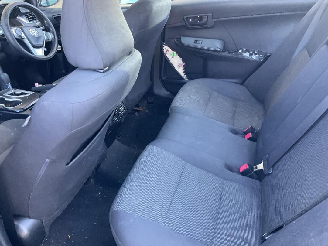 Photo '20' of Toyota Camry GL