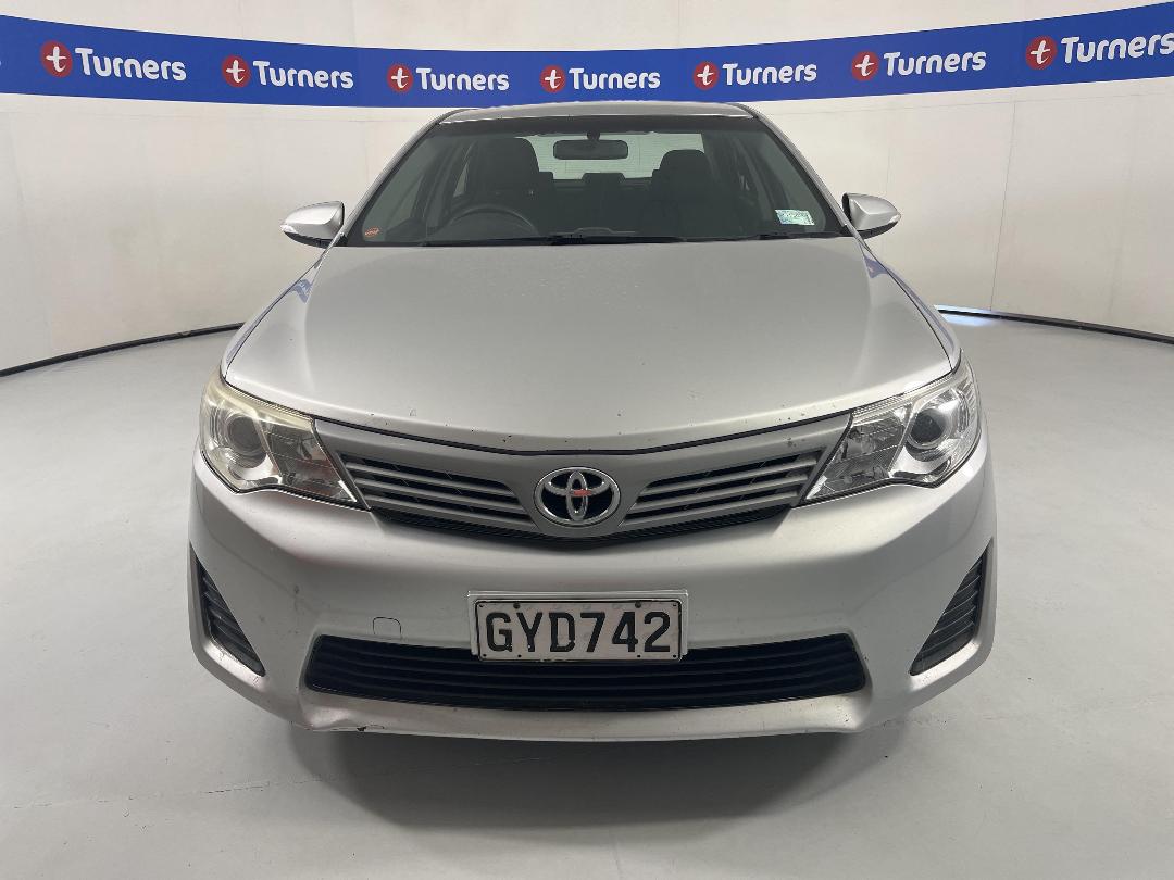 Photo '2' of Toyota Camry