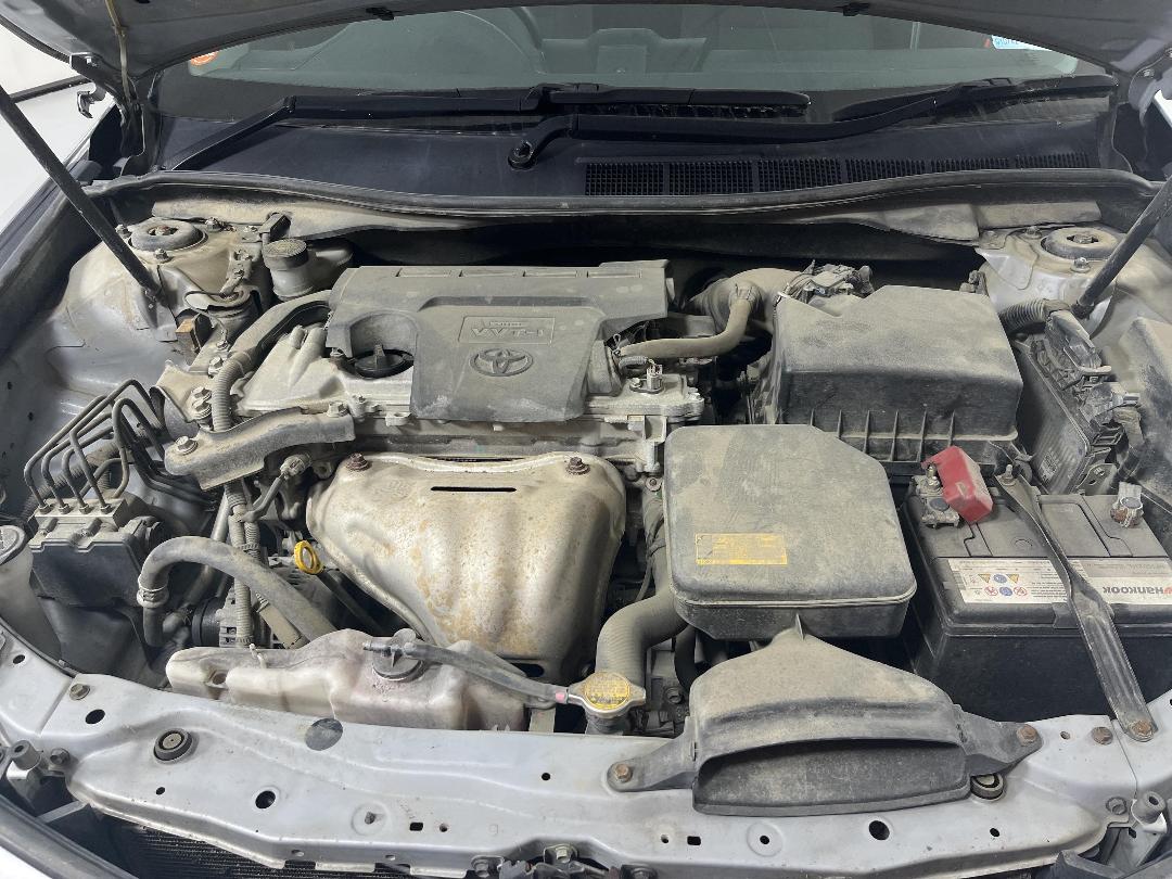 Photo '13' of Toyota Camry