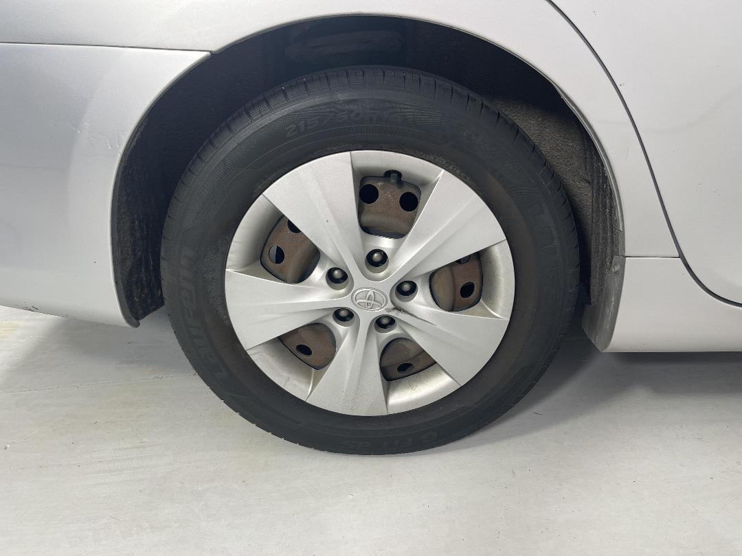 Photo '12' of Toyota Camry