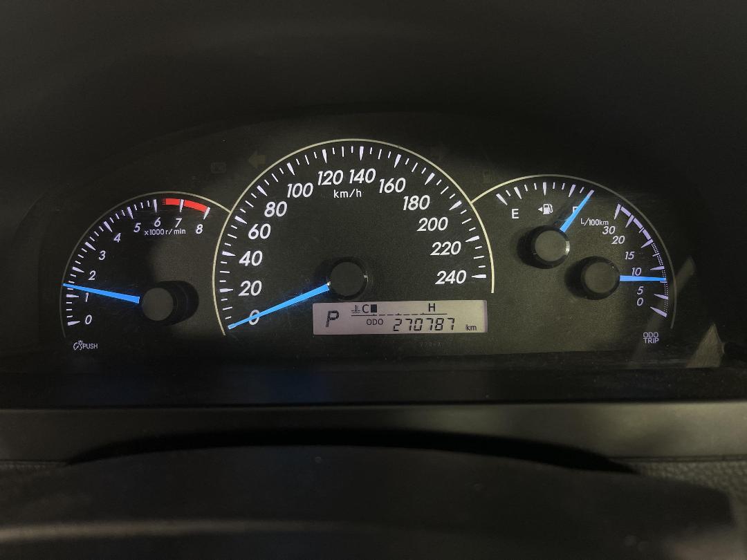 Photo '21' of Toyota Camry