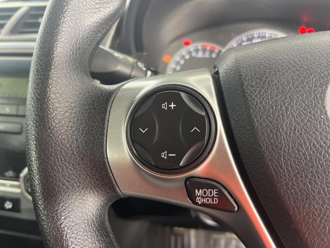 Photo '25' of Toyota Camry