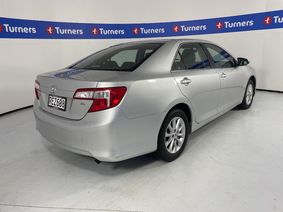 Photo '7' of Toyota Camry