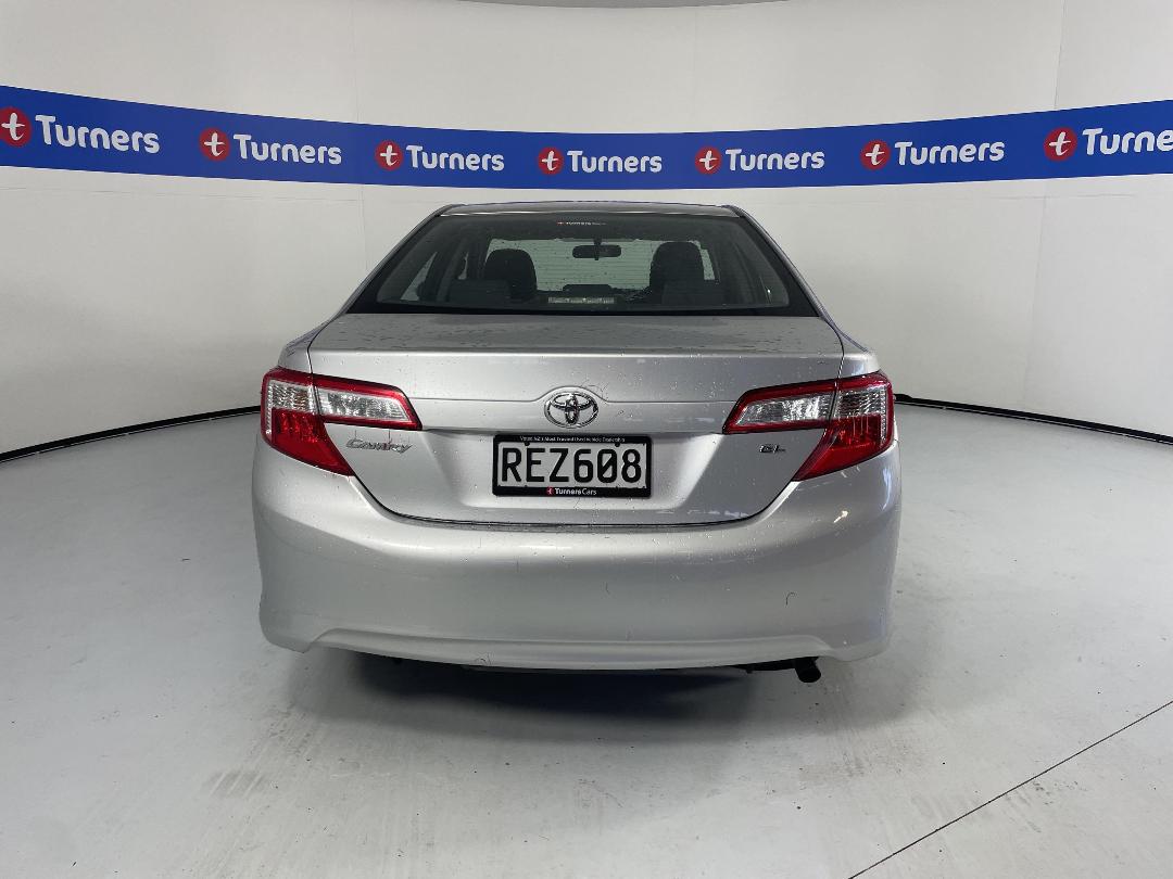 Photo '6' of Toyota Camry