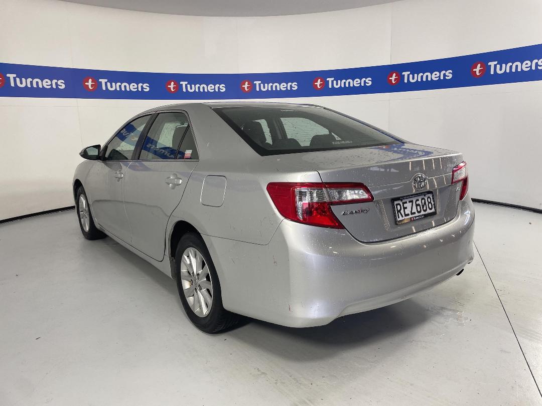 Photo '5' of Toyota Camry