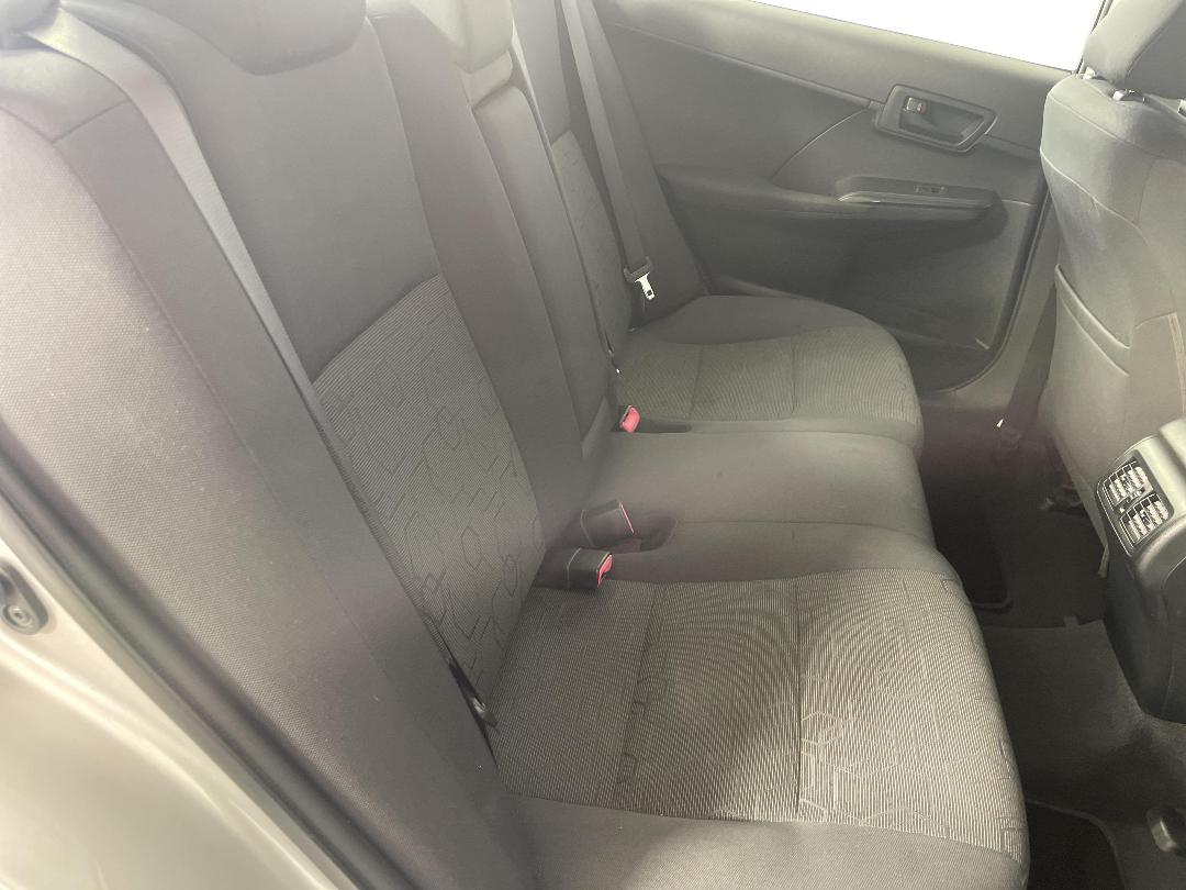 Photo '20' of Toyota Camry