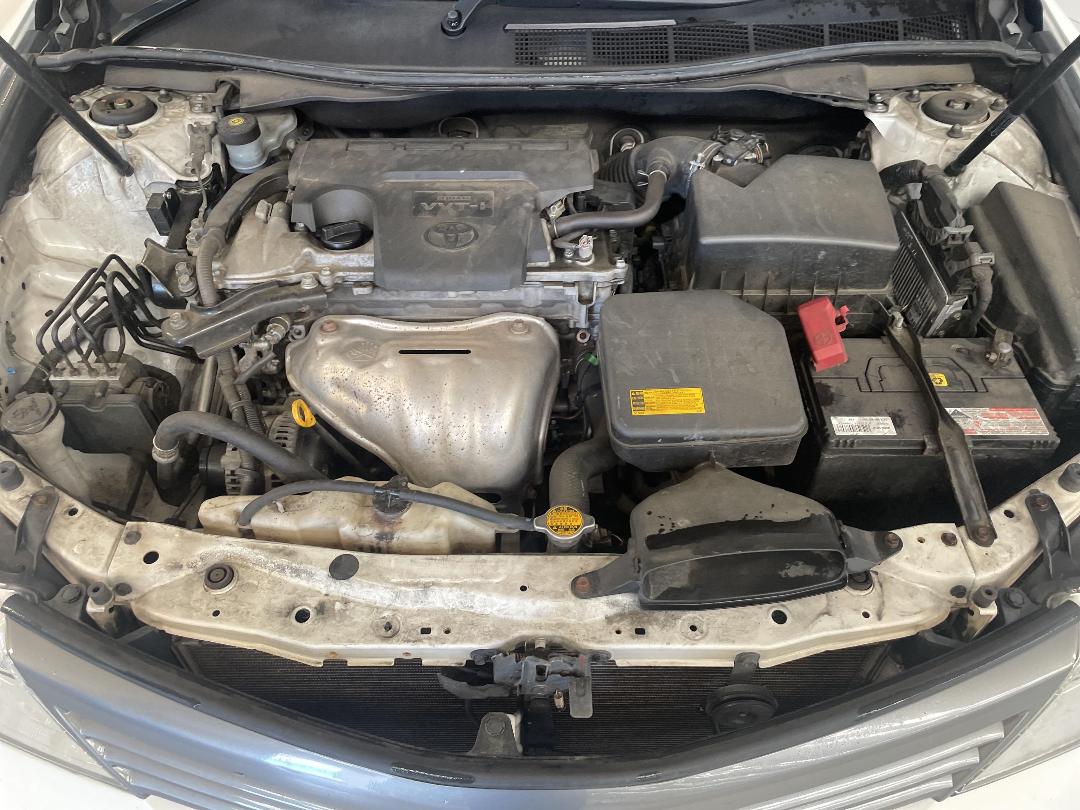 Photo '13' of Toyota Camry