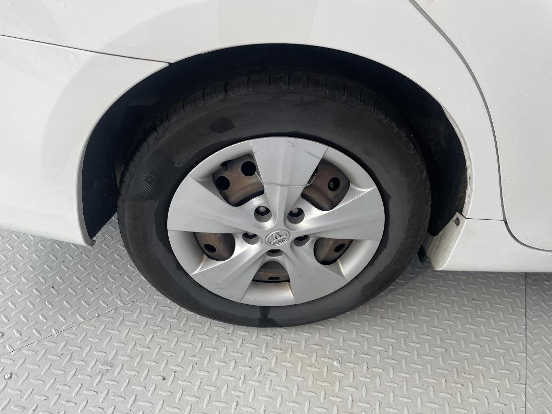 Photo '12' of Toyota Camry