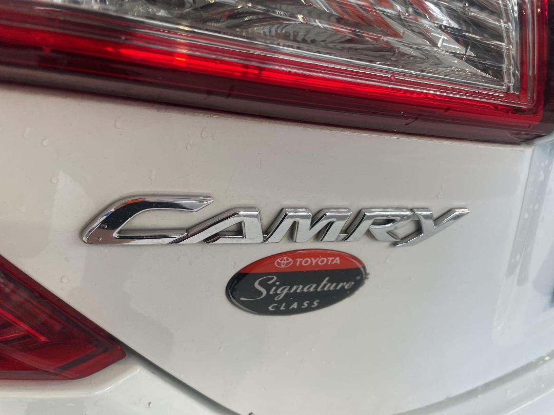 Photo '34' of Toyota Camry