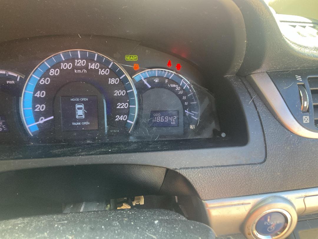 Photo '8' of Toyota Camry E