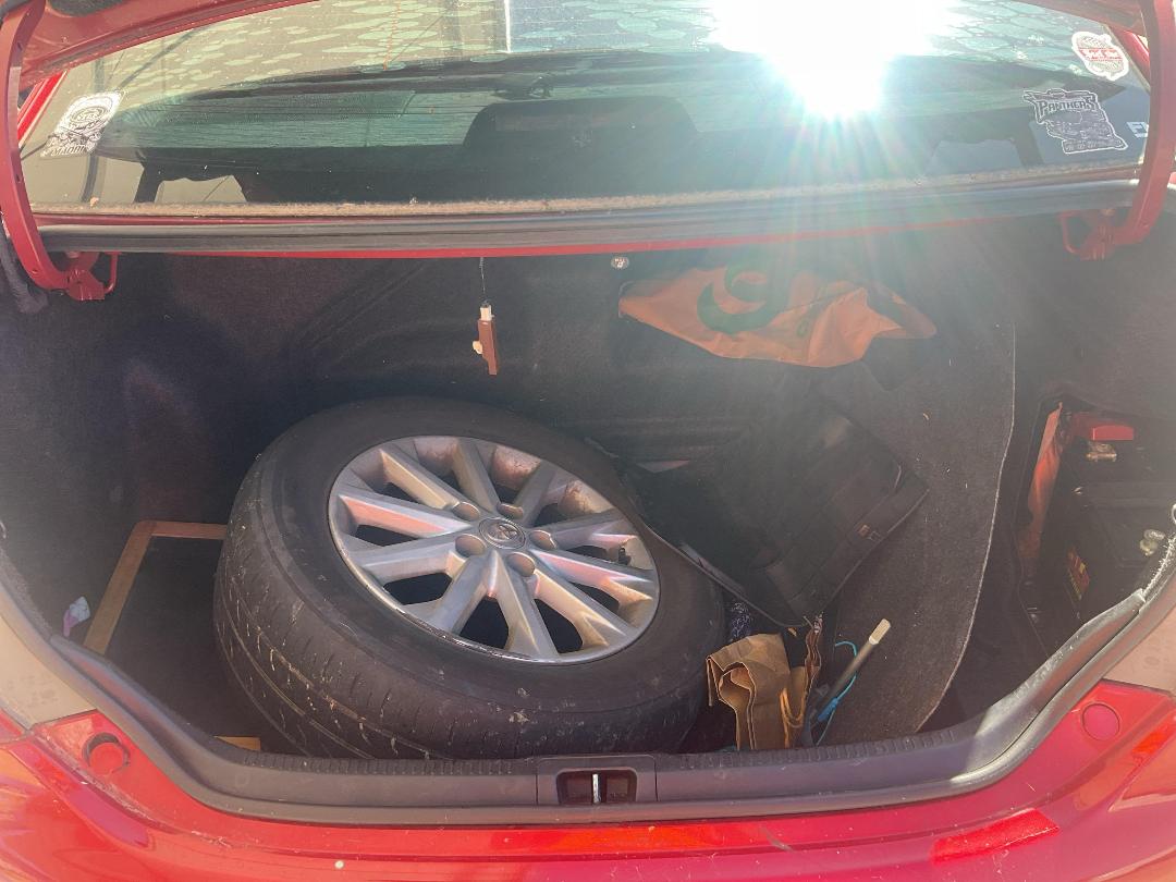 Photo '9' of Toyota Camry E