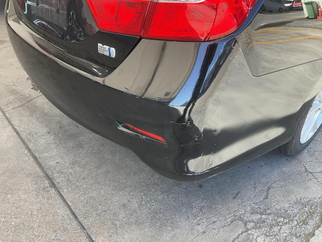 Photo '18' of Toyota Camry