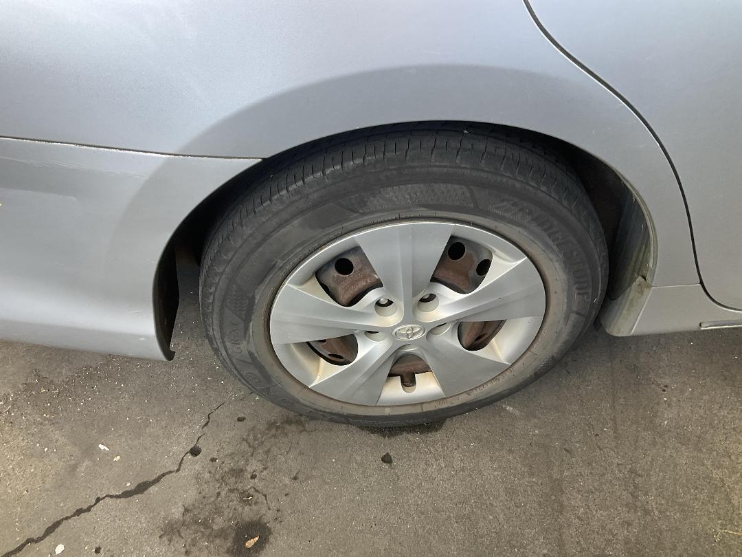 Photo '16' of Toyota Camry