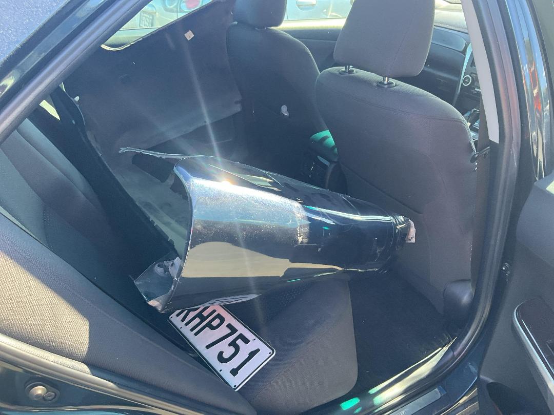 Photo '10' of Toyota Camry