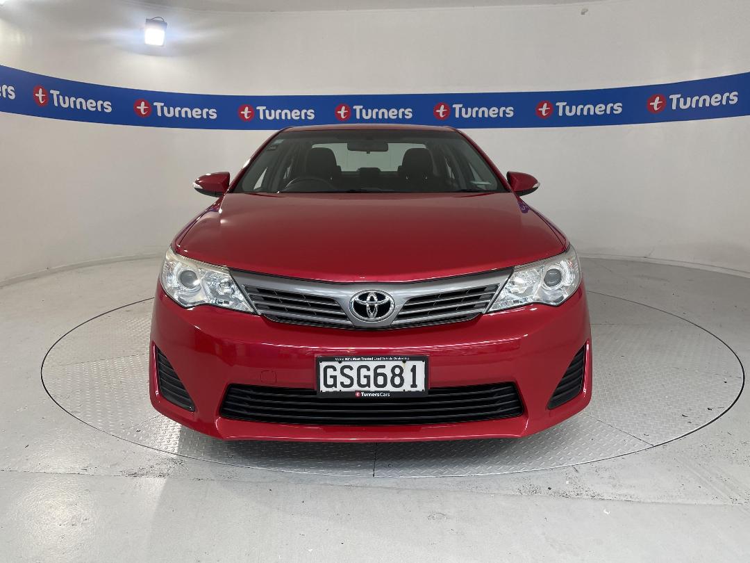 Photo '2' of Toyota Camry