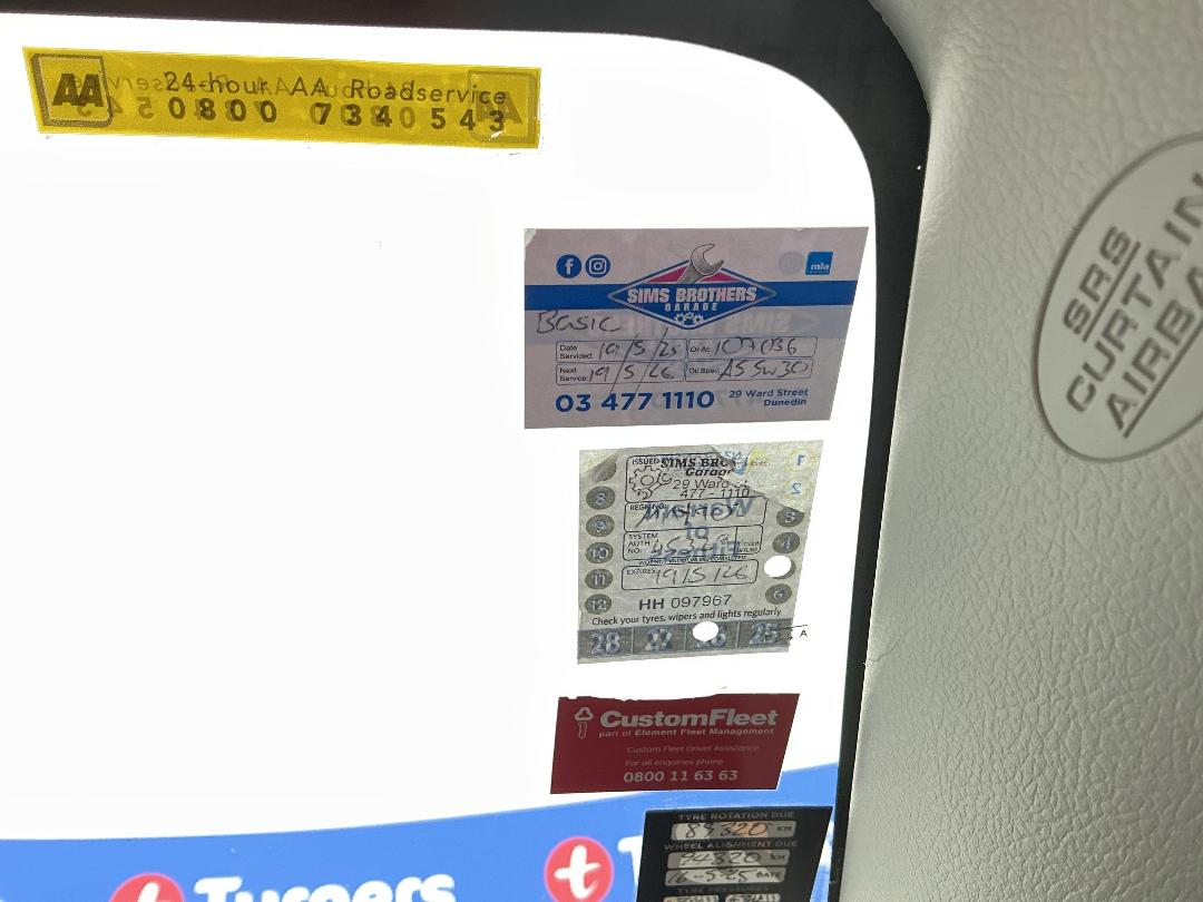 Photo '24' of Toyota Corolla