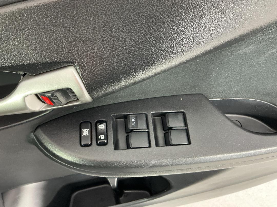 Photo '23' of Toyota Corolla