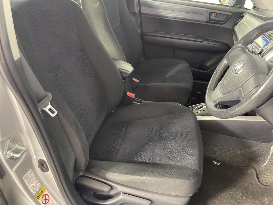 Photo '16' of Toyota Corolla