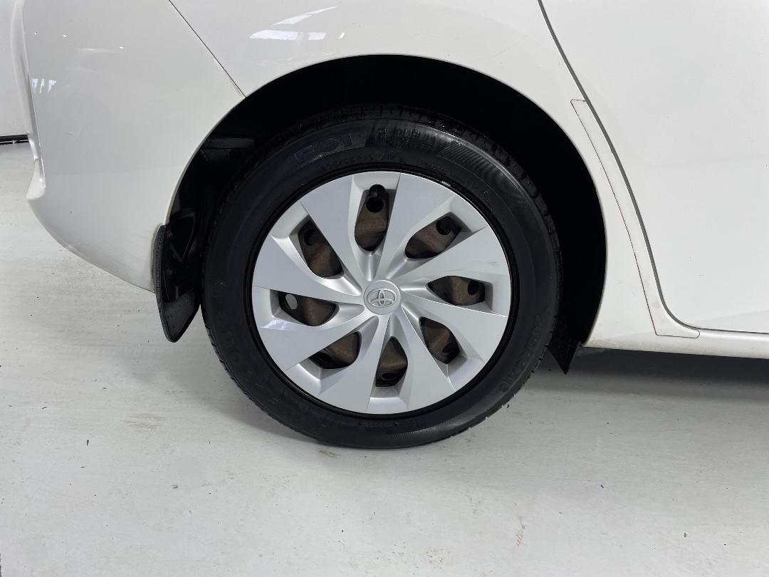 Photo '12' of Toyota Corolla Photo '12' of Toyota Corolla