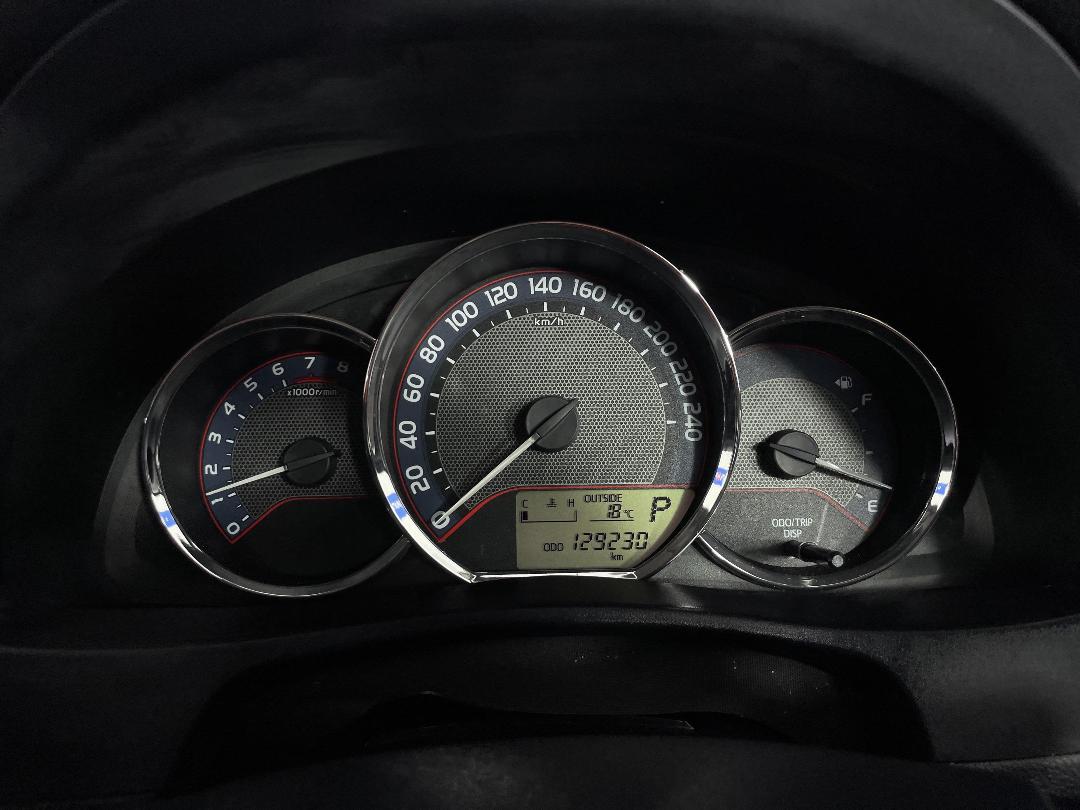 Photo '21' of Toyota Corolla Photo '21' of Toyota Corolla