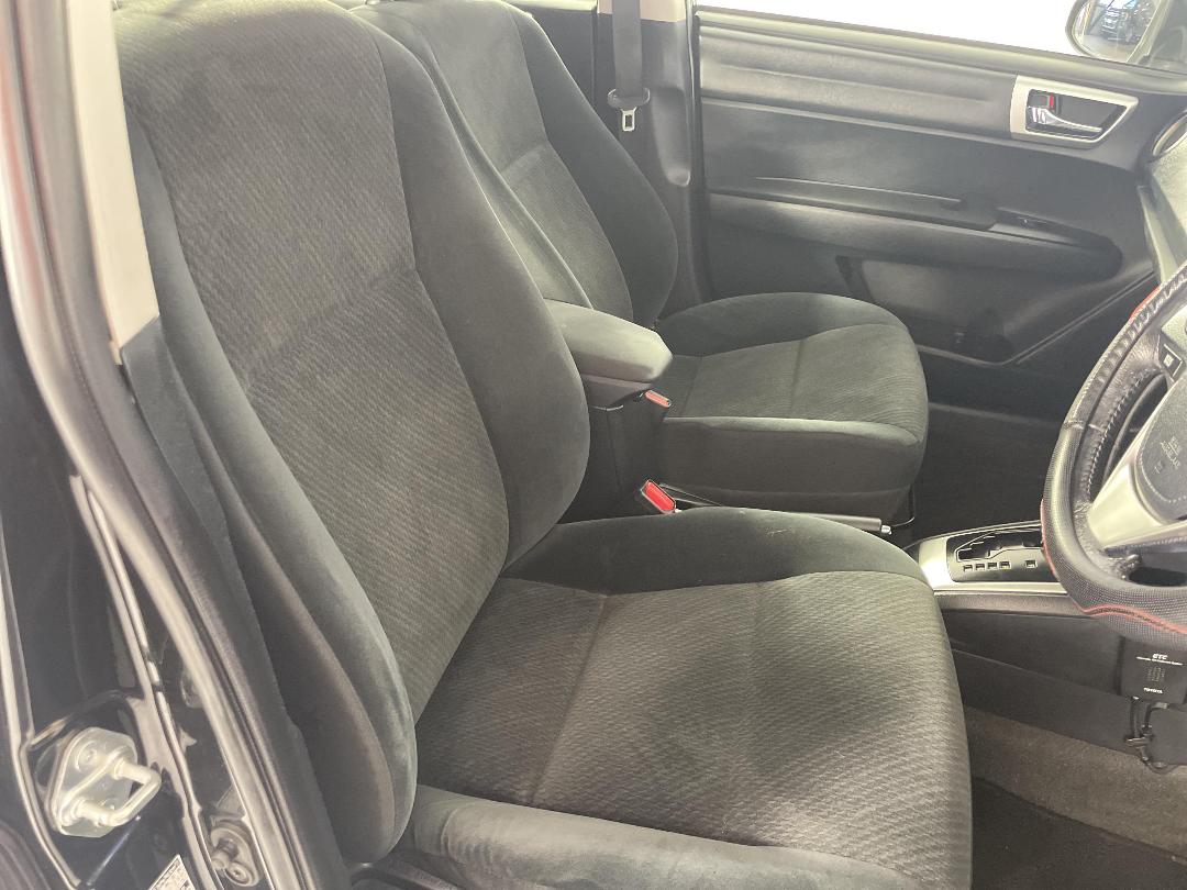 Photo '16' of Toyota Corolla Photo '16' of Toyota Corolla