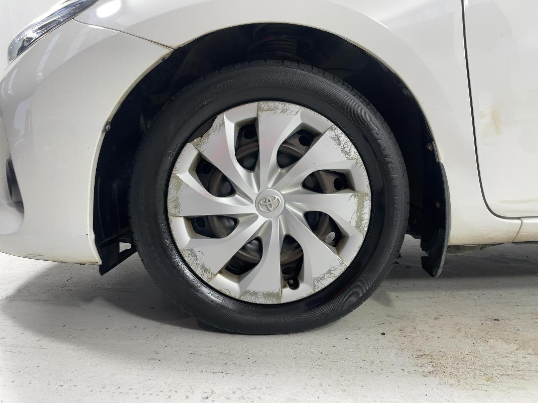 Photo '10' of Toyota Corolla