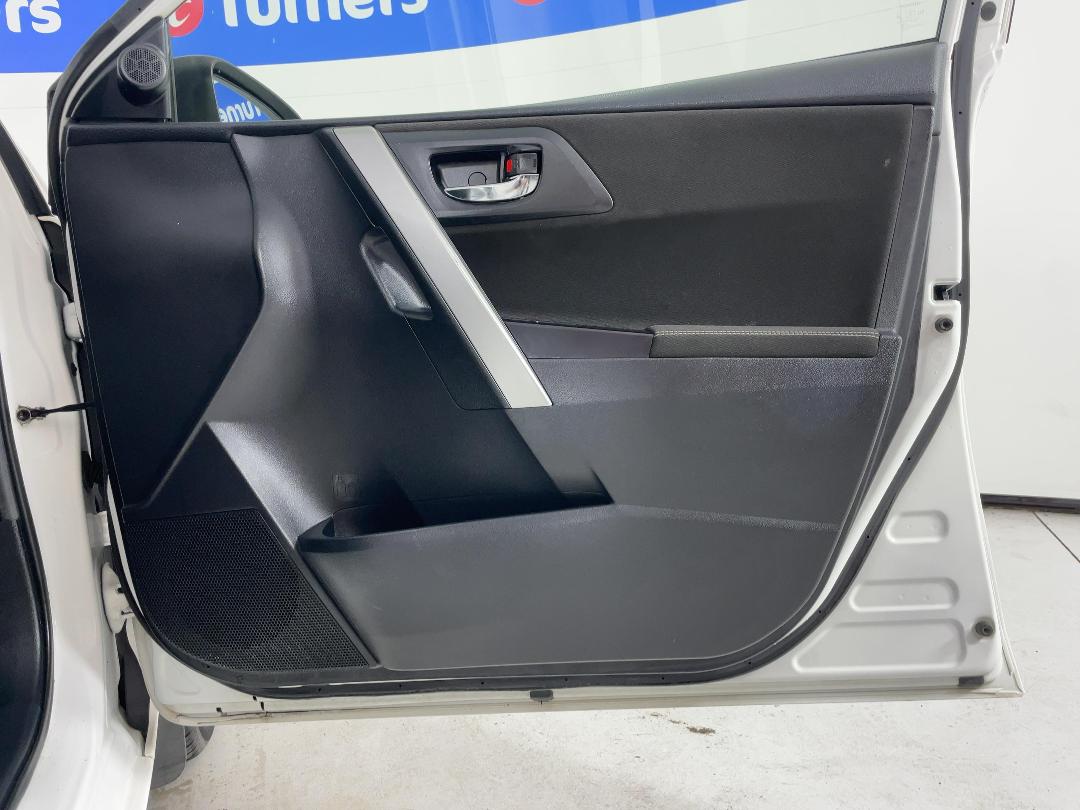 Photo '15' of Toyota Corolla