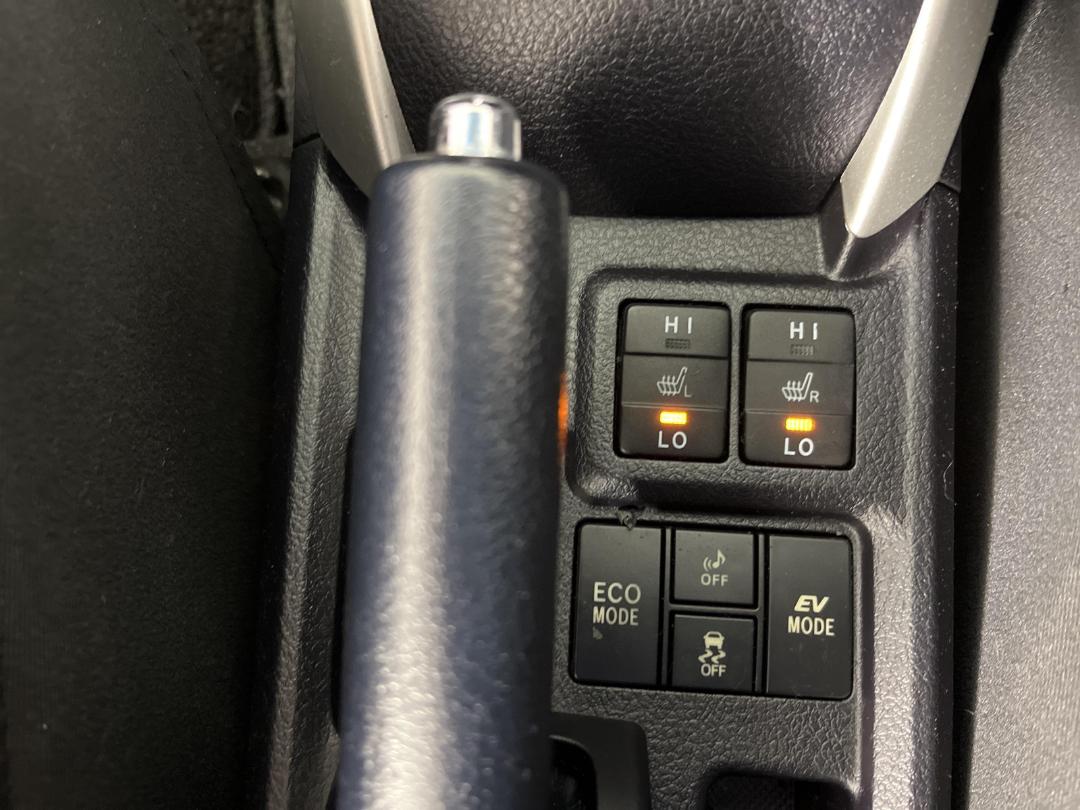 Photo '24' of Toyota Corolla Photo '24' of Toyota Corolla