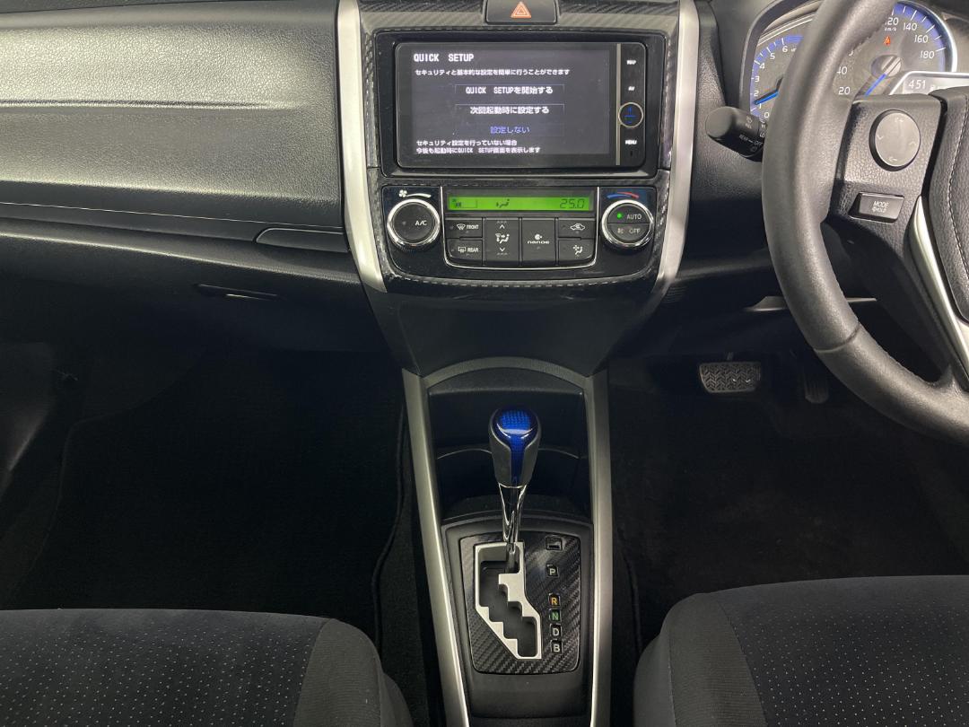 Photo '18' of Toyota Corolla Photo '18' of Toyota Corolla