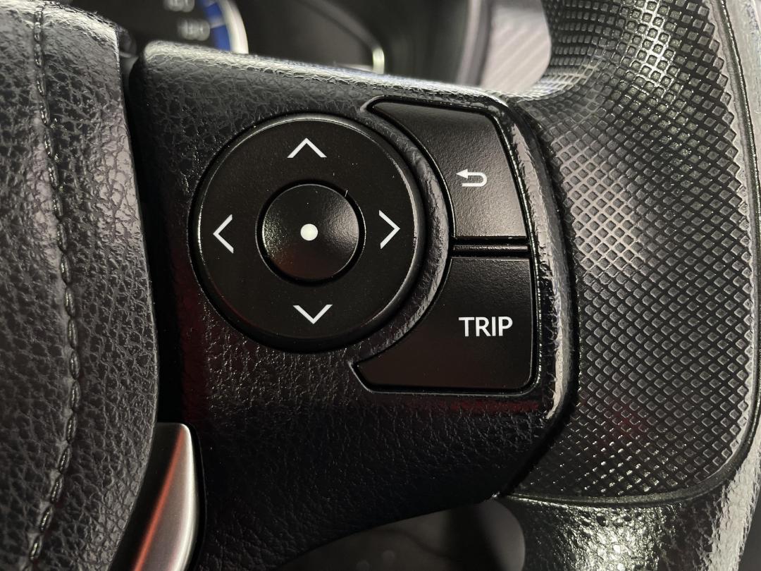 Photo '24' of Toyota Corolla