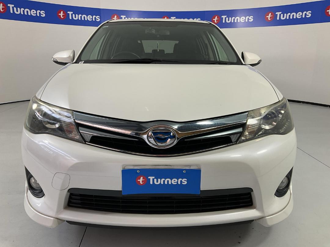 Photo '2' of Toyota Corolla Photo '2' of Toyota Corolla