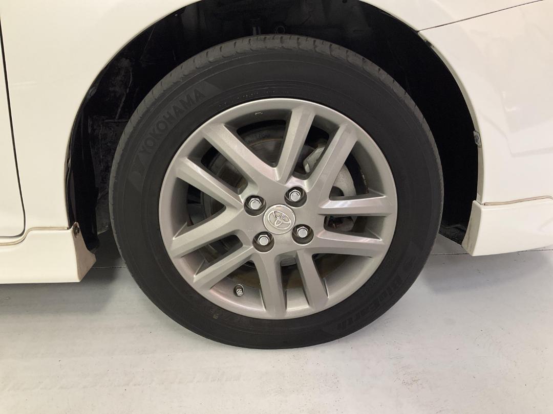 Photo '9' of Toyota Corolla Photo '9' of Toyota Corolla