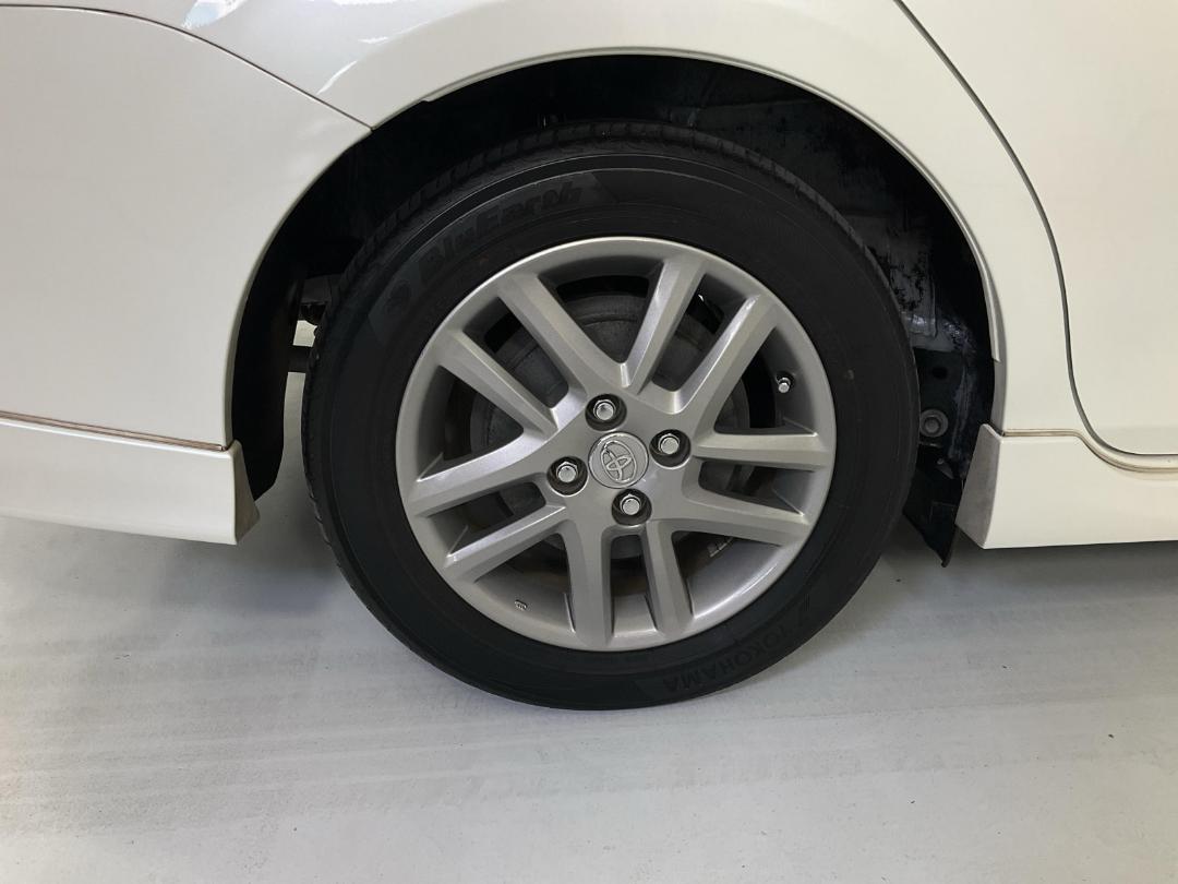 Photo '12' of Toyota Corolla Photo '12' of Toyota Corolla