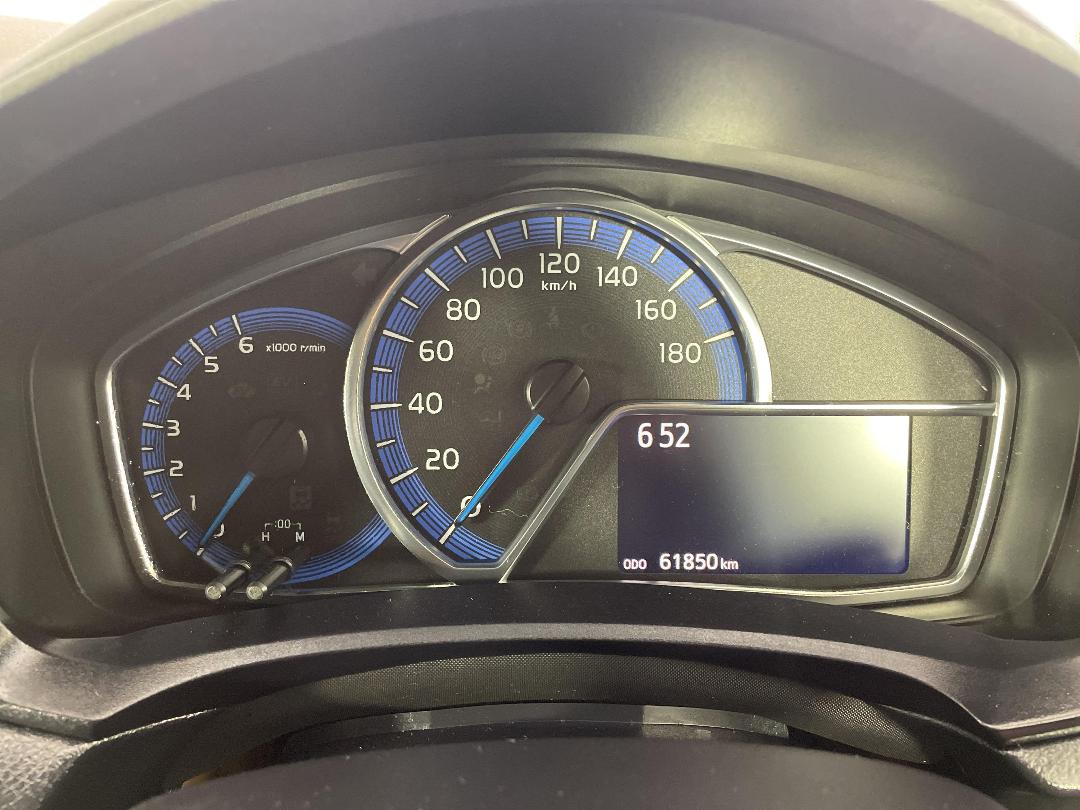 Photo '21' of Toyota Corolla Photo '21' of Toyota Corolla