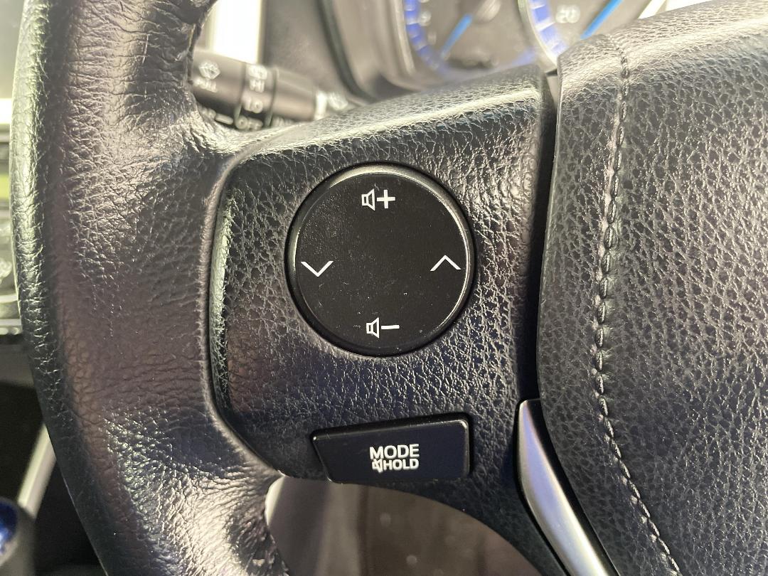 Photo '24' of Toyota Corolla Photo '24' of Toyota Corolla