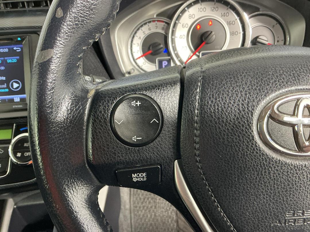 Photo '23' of Toyota Corolla