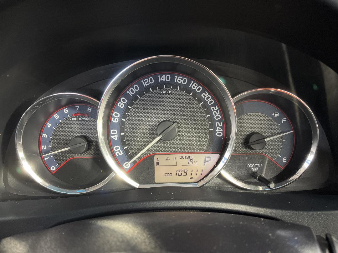 Photo '21' of Toyota Corolla Photo '21' of Toyota Corolla