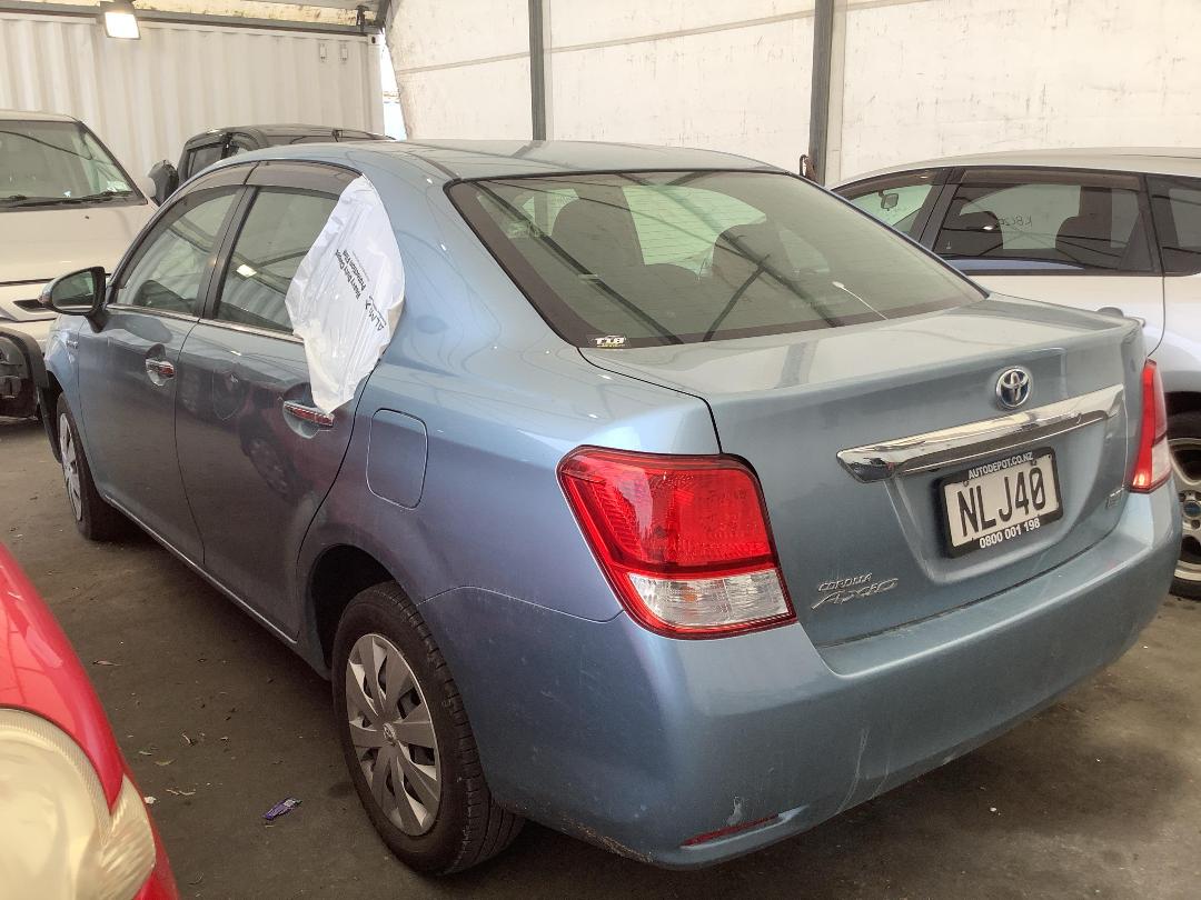 Photo '4' of Toyota Corolla Axio Photo '4' of Toyota Corolla Axio