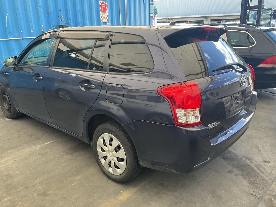 Photo '3' of Toyota Corolla Fielder Photo '3' of Toyota Corolla Fielder