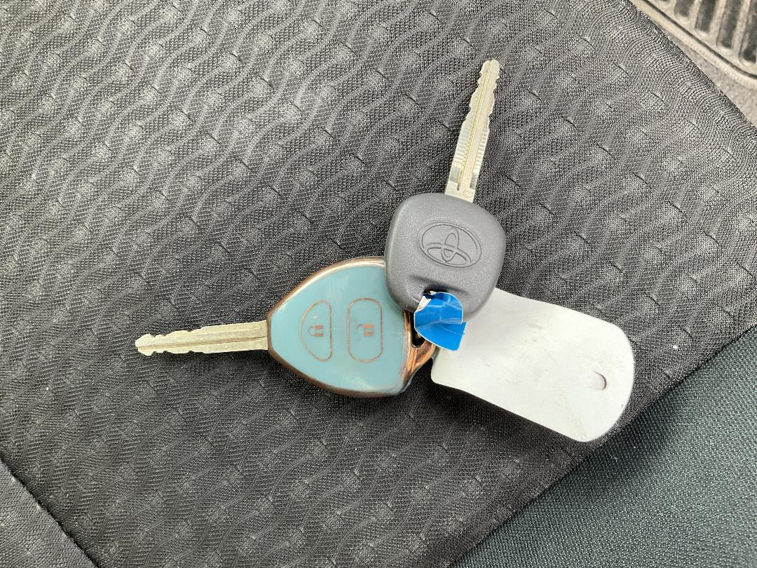 Photo '17' of Toyota Corolla GX Photo '17' of Toyota Corolla GX