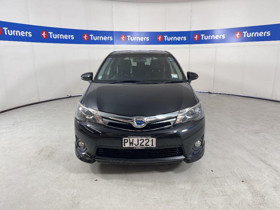 Photo '2' of Toyota Corolla Photo '2' of Toyota Corolla