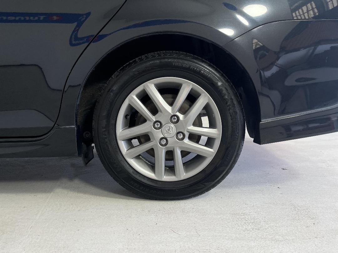 Photo '11' of Toyota Corolla Photo '11' of Toyota Corolla