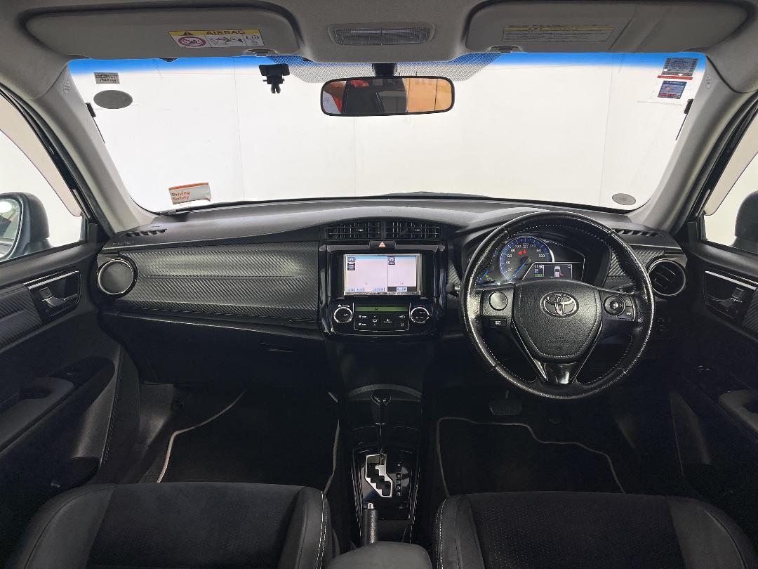 Photo '17' of Toyota Corolla Photo '17' of Toyota Corolla