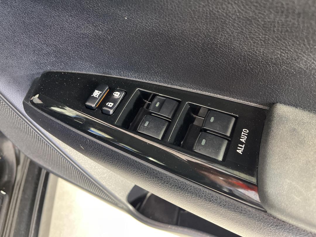 Photo '25' of Toyota Corolla Photo '25' of Toyota Corolla