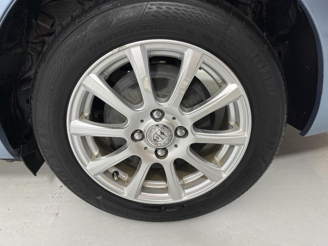 Photo '11' of Toyota Corolla