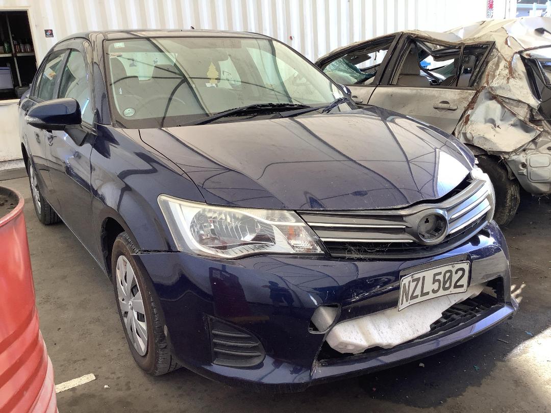 Photo '4' of Toyota Corolla Axio Photo '4' of Toyota Corolla Axio