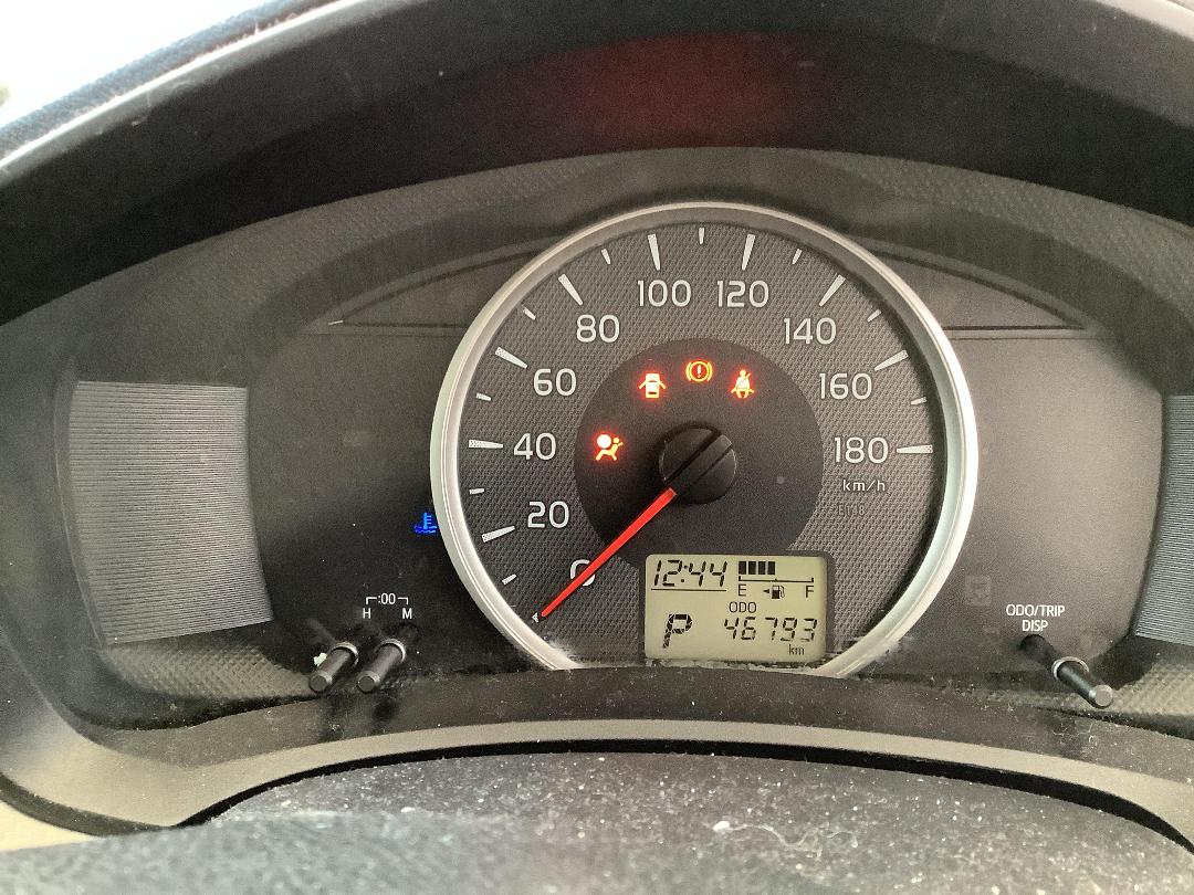 Photo '16' of Toyota Corolla Axio Photo '16' of Toyota Corolla Axio