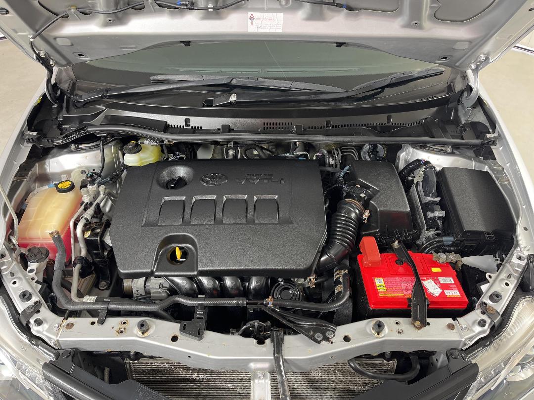 Photo '13' of Toyota Corolla