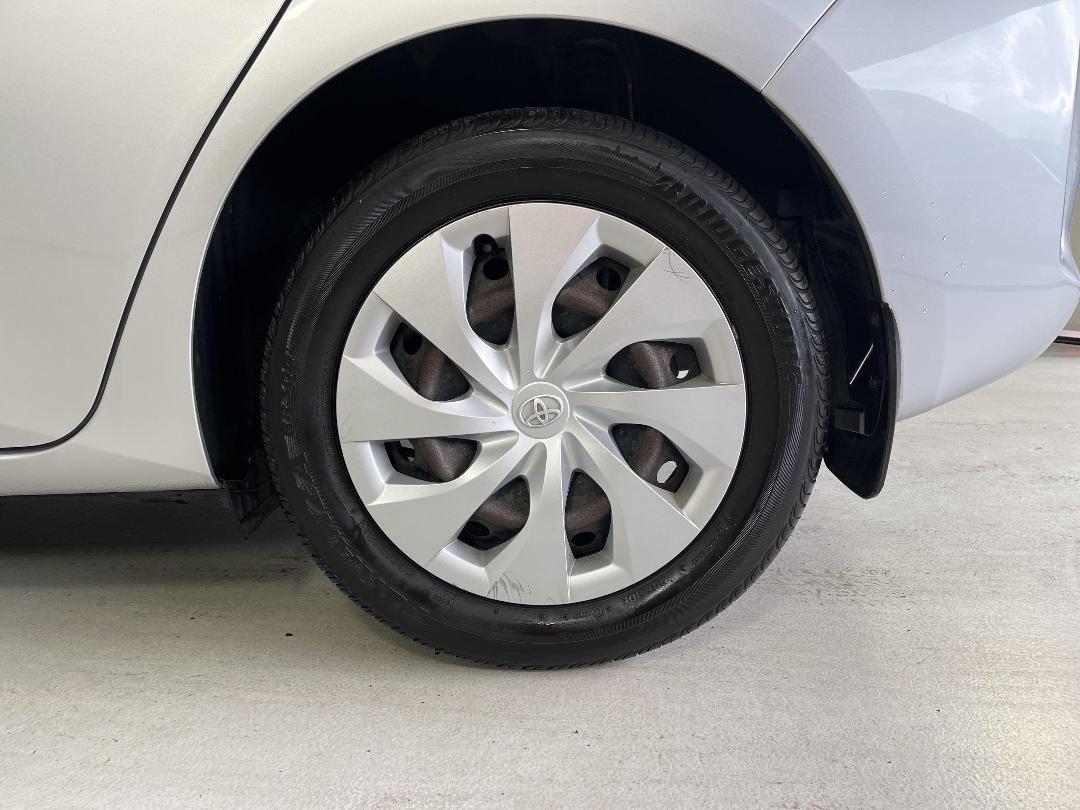 Photo '11' of Toyota Corolla